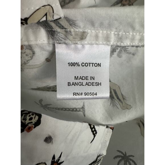 VSTR Halloween Button-Up Shirt Skull Hula Dancers Trees Pattern Sz M FAST SHIP! - Picture 6 of 6